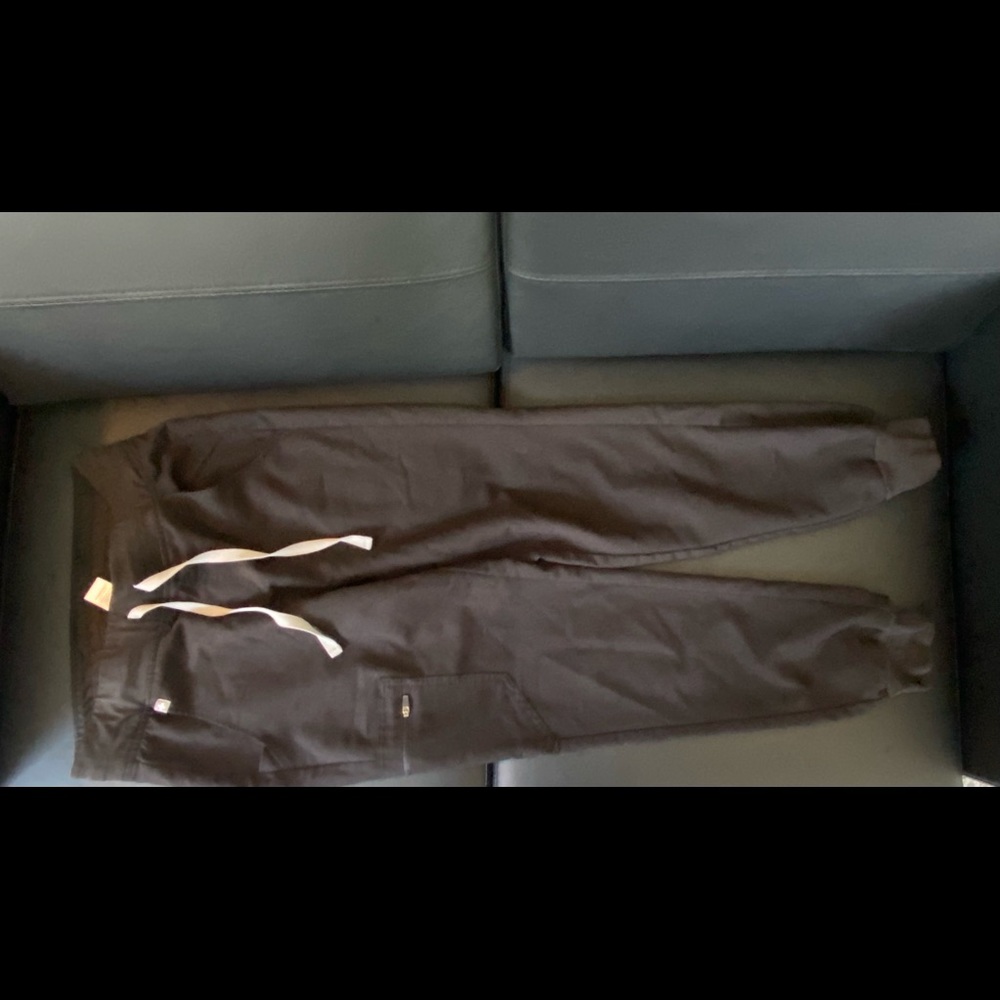 Figs jogger scrub pants